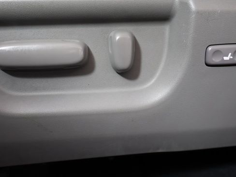 Used 2012 Toyota Tundra SR5 image 24