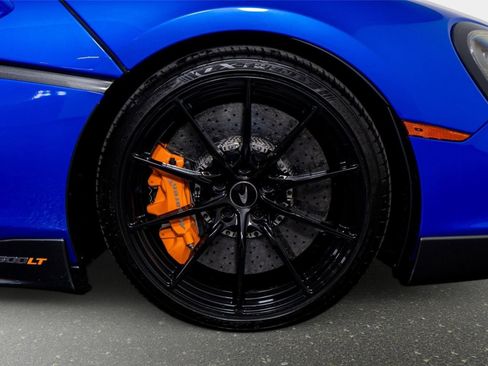 Used 2020 McLaren 600LT Spider RWD image 7
