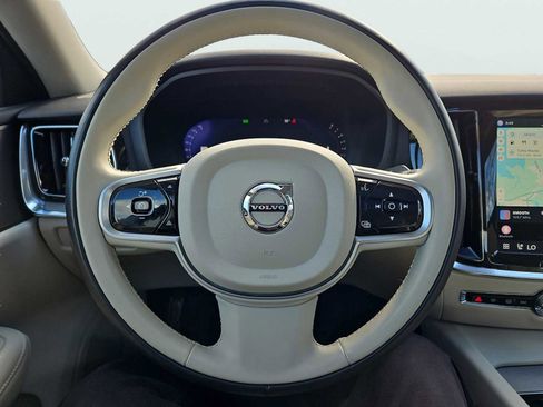 Used 2023 Volvo S60 B5 Plus AWD/4WD image 31