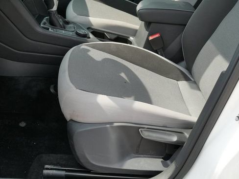 Certified 2024 Volkswagen Taos S AWD/4WD image 14
