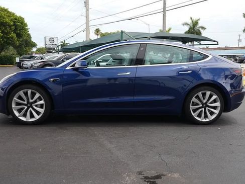 Used 2019 Tesla Model 3 Standard Range Plus RWD image 4
