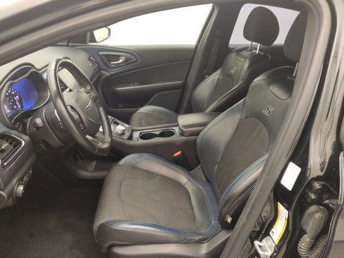 Used 2016 Chrysler 200 S image 17