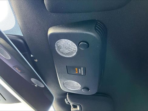 Used 2023 Ford Mustang Premium RWD image 31