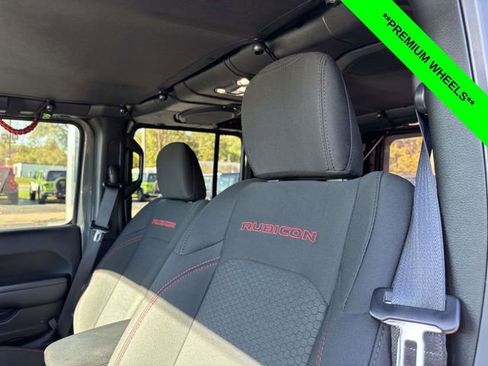 Used 2022 Jeep Wrangler Unlimited Rubicon image 6
