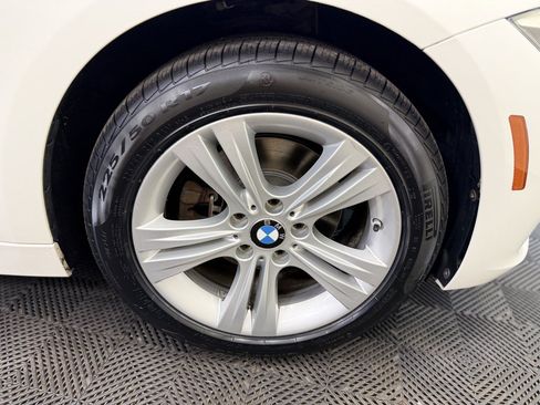 Used 2018 BMW 330i xDrive Wagon AWD/4WD image 19