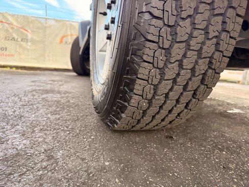 Used 2018 Jeep Wrangler Unlimited Sport S image 41