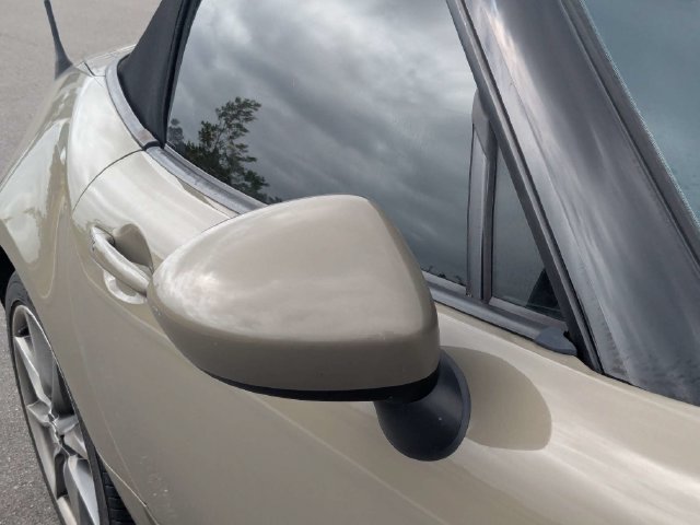 Used 2023 MAZDA MX-5 Miata Grand Touring RWD image 10