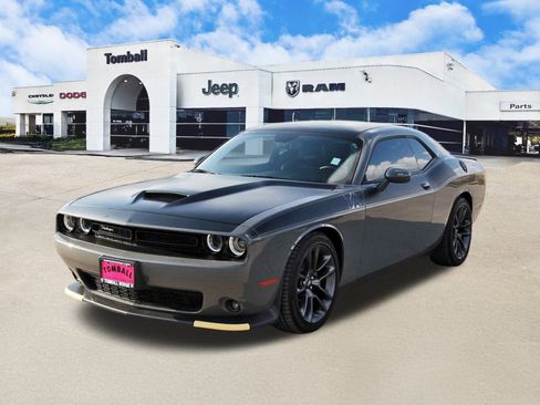 Used 2023 Dodge Challenger R/T w/ T/A Package image 3