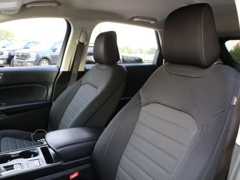 Used 2021 Ford Edge SE FWD image 20