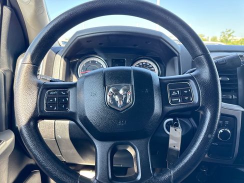 Used 2016 RAM 2500 SLT AWD/4WD image 18