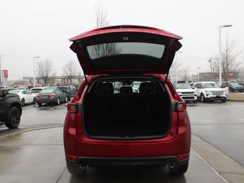 Used 2018 MAZDA CX-5 Touring image 10