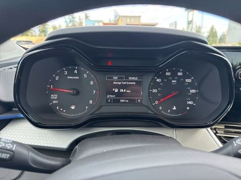 Certified 2025 Chevrolet Trax LS image 17