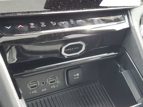 New 2026 Jeep Grand Cherokee Limited AWD/4WD image 28