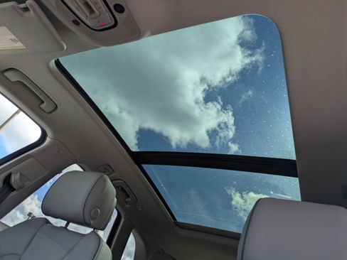 Used 2025 Audi Q5 e Premium Plus image 20