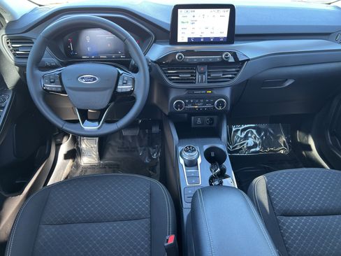 Used 2024 Ford Escape Active w/ Cold Weather Package image 28