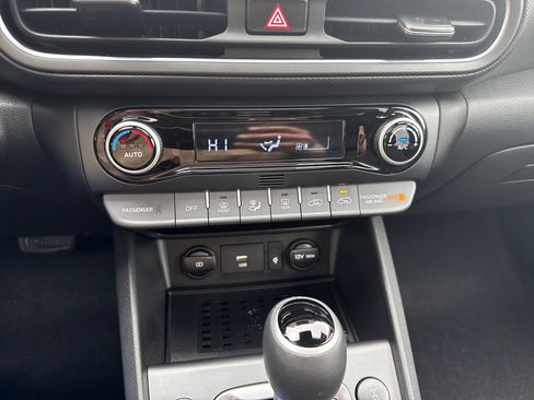 Certified 2023 Hyundai Kona Limited AWD/4WD image 32