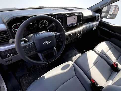 Used 2024 Ford F450 XL w/ XL Chrome Package RWD image 5