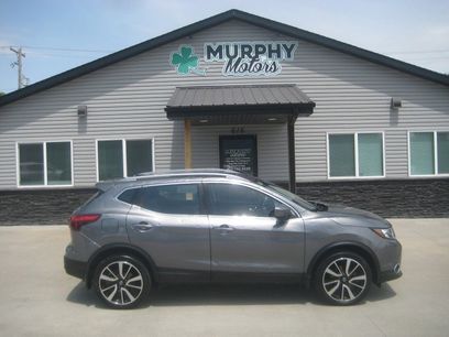 Used 2019 Nissan Rogue Sport SL w/ Premium Package