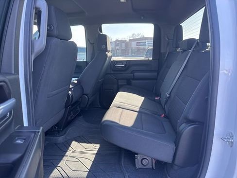 Certified 2022 Chevrolet Silverado 2500 Custom w/ Custom Value Package image 15