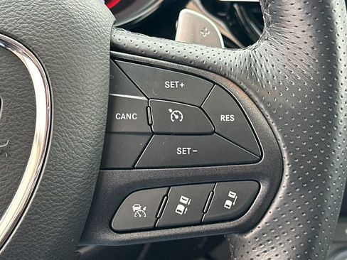 Used 2024 Dodge Durango GT image 34