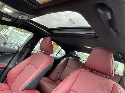 Used 2025 Lexus IS 350 F Sport RWD image 24