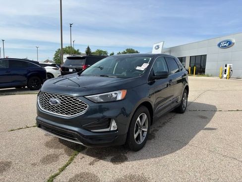 Used 2024 Ford Edge SEL w/ Convenience Package AWD/4WD image 7