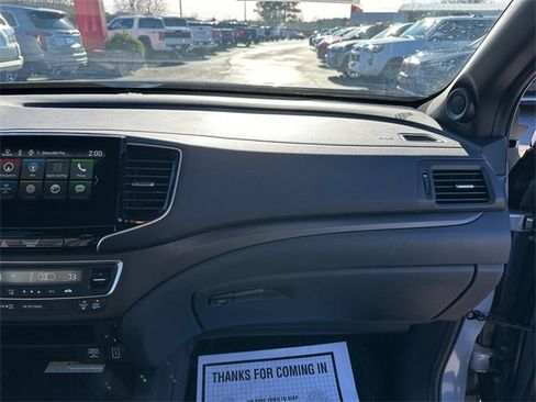 Used 2023 Honda Passport TrailSport image 16