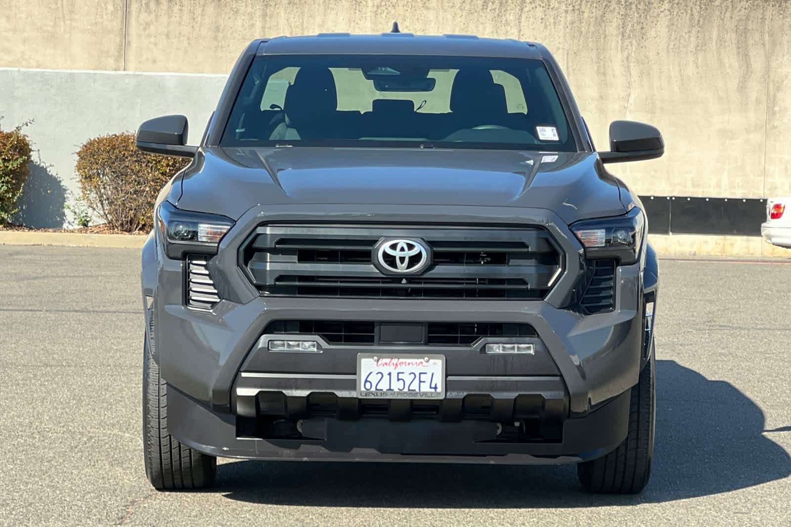 Used 2025 Toyota Tacoma SR5 AWD/4WD image 10