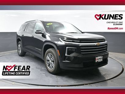 Used 2024 Chevrolet Traverse LT