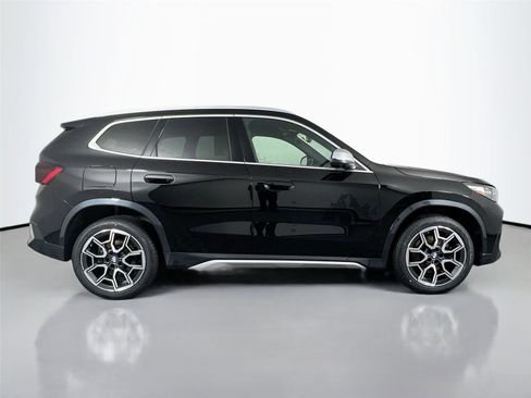 Used 2023 BMW X1 xDrive28i w/ Premium Package AWD/4WD image 7