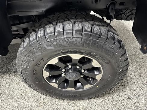 Used 2017 RAM 2500 Power Wagon w/ Luxury Group AWD/4WD image 17
