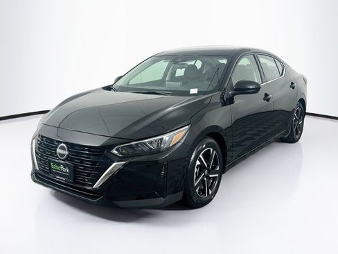 Used 2024 Nissan Sentra SV FWD image 3