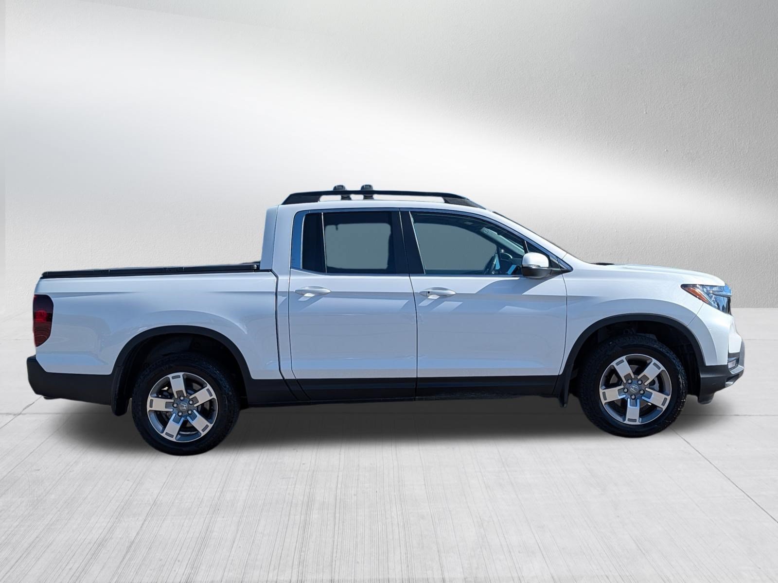 Used 2025 Honda Ridgeline RTL image 8