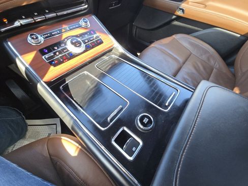 Used 2023 Lincoln Aviator Reserve w/ Elements Package Plus image 14