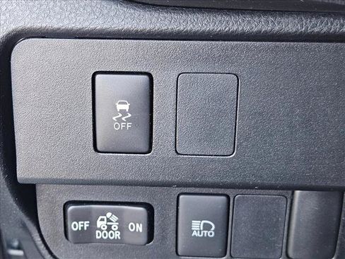 Used 2022 Toyota Tacoma SR5 w/ SR5 Appearance Package (SM) RWD image 13