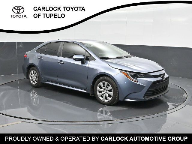 Used 2026 Toyota Corolla LE FWD image 6