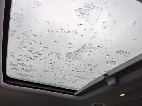 Used 2018 GMC Acadia SLE image 20