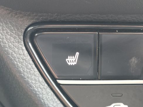 Used 2024 Honda HR-V EX-L image 8