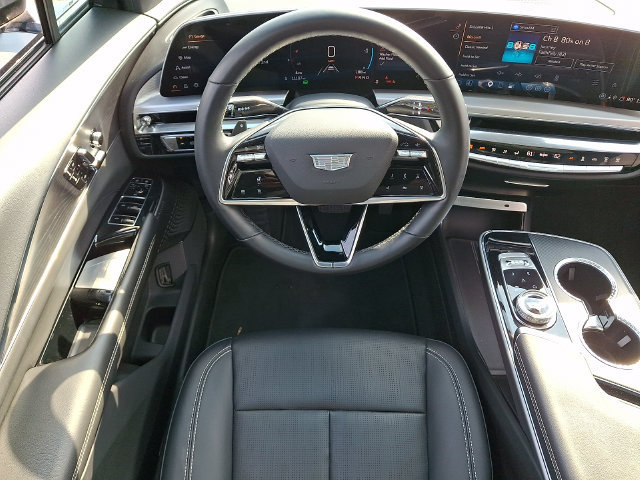 Used 2024 Cadillac Lyriq Sport AWD/4WD image 3