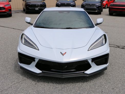 Used 2024 Chevrolet Corvette Stingray Preferred Cpe w/ Z51 Performance Package RWD image 11