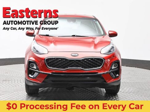 Used 2022 Kia Sportage LX AWD/4WD image 2