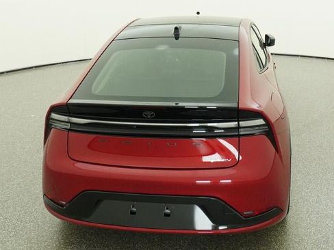 New 2026 Toyota Prius Plug-In Hybrid FWD image 7