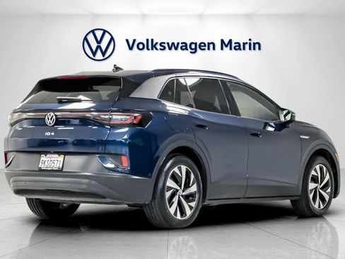 Used 2023 Volkswagen ID.4 Pro image 5