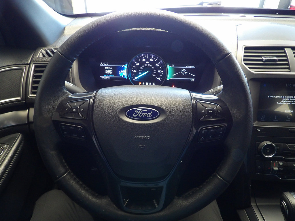 Used 2018 Ford Explorer XLT w/ Equipment Group 202A FWD image 30