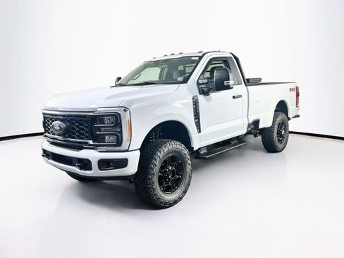 Used 2023 Ford F250 XL w/ STX Appearance Package AWD/4WD image 1