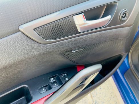 Used 2014 Hyundai Veloster Turbo R-Spec FWD image 21