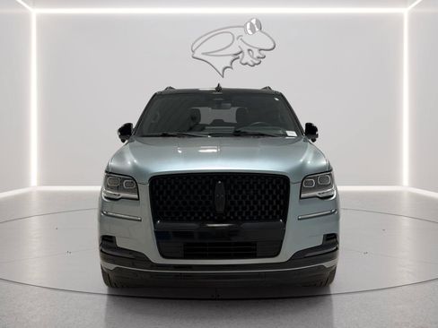Used 2023 Lincoln Navigator Black Label AWD/4WD image 8
