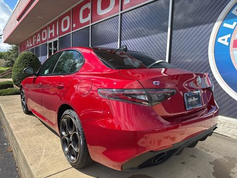 New 2025 Alfa Romeo Giulia AWD w/ Driving Assist Package image 8