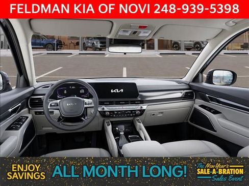 New 2025 Kia Telluride S image 14