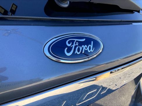 Certified 2021 Ford Explorer Limited w/ Equipment Group 301A image 29